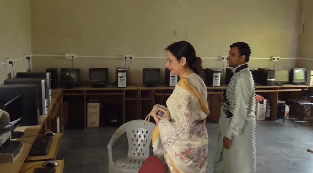 Computer and ET Laboratory