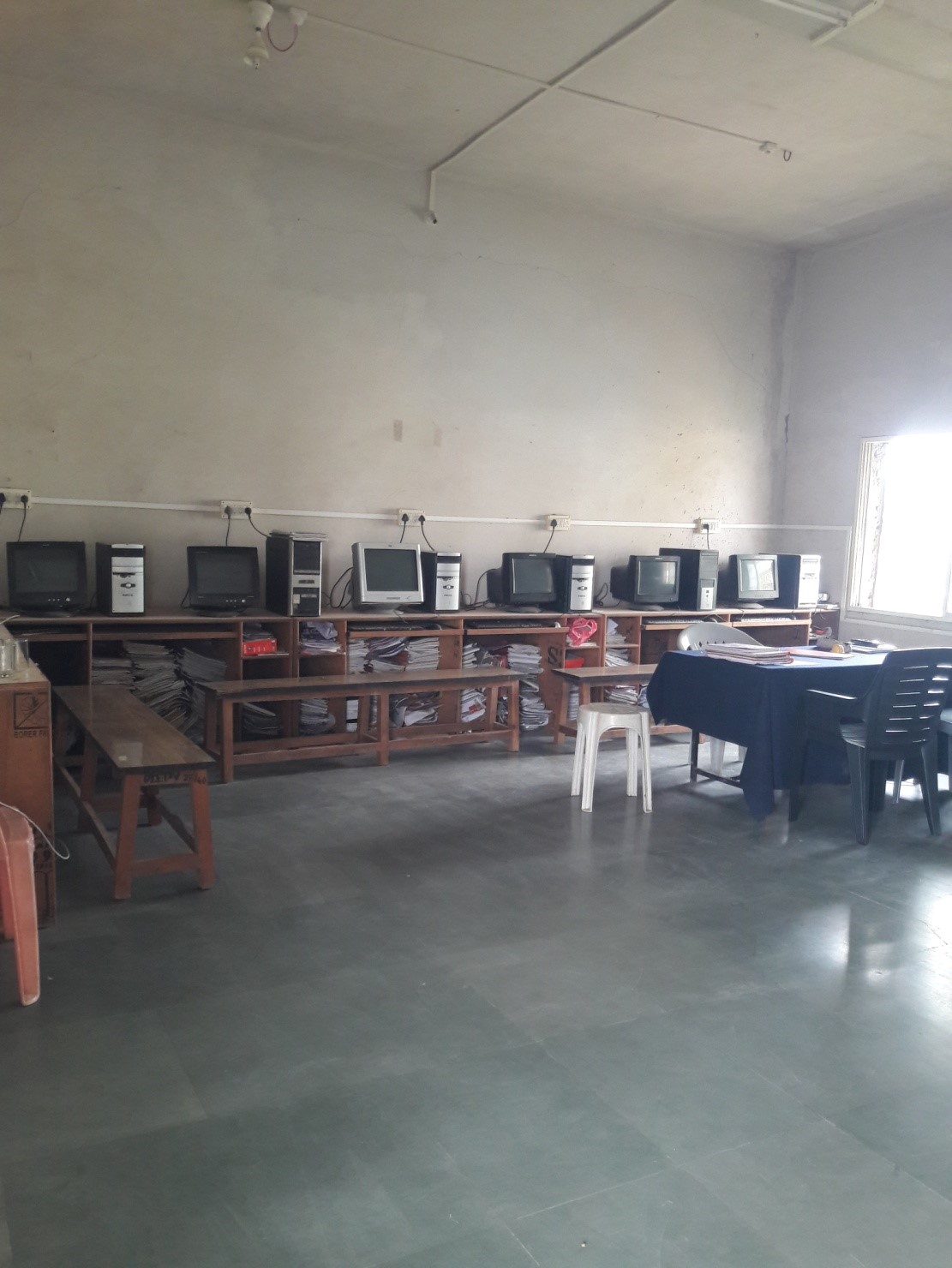 Computer and ET Laboratory